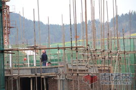 西山華府項目主體即將封頂，建筑勞務分包成效顯著
